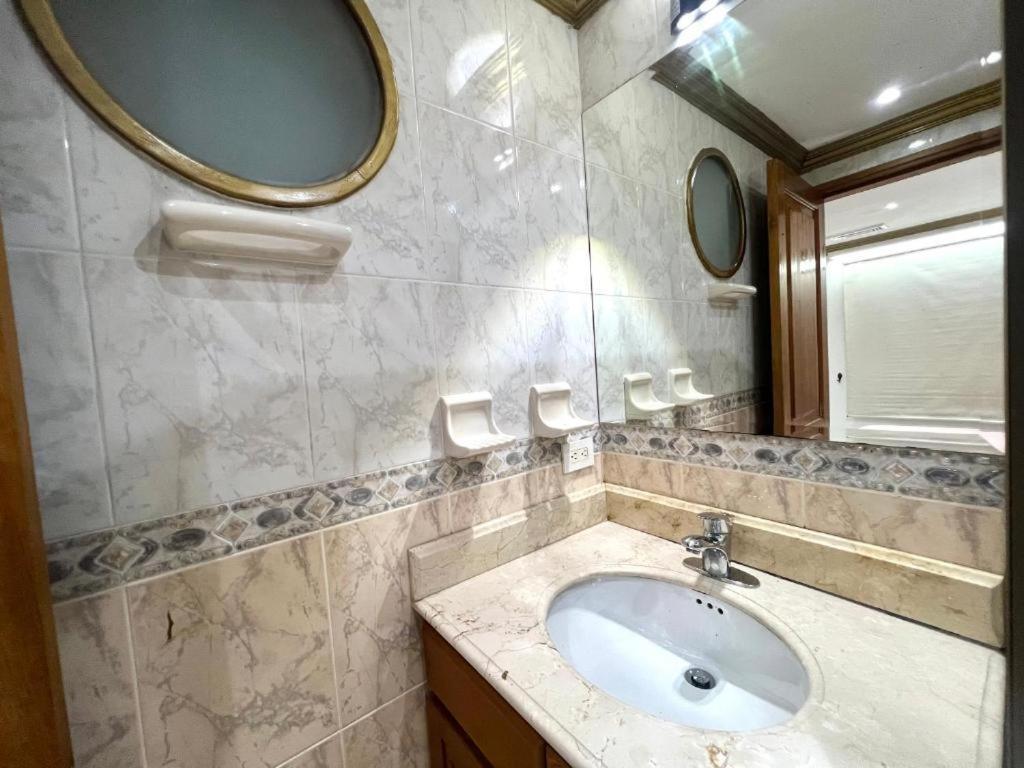 Homestay De Lujo Con Aire Acondicionado En Privado Cartagena